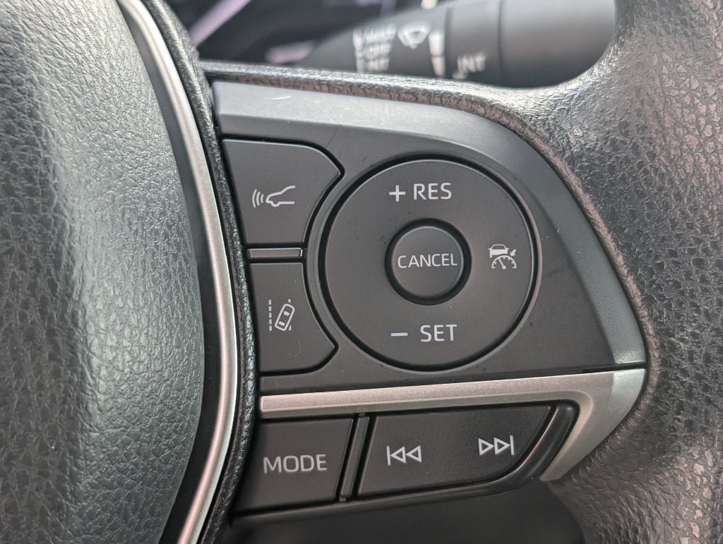 Certified 2022 Toyota Camry LE w/ Convenience Package FWD image 16