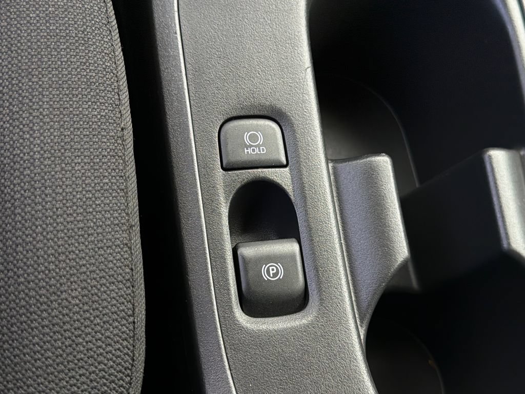Used 2026 Toyota Corolla LE FWD image 31