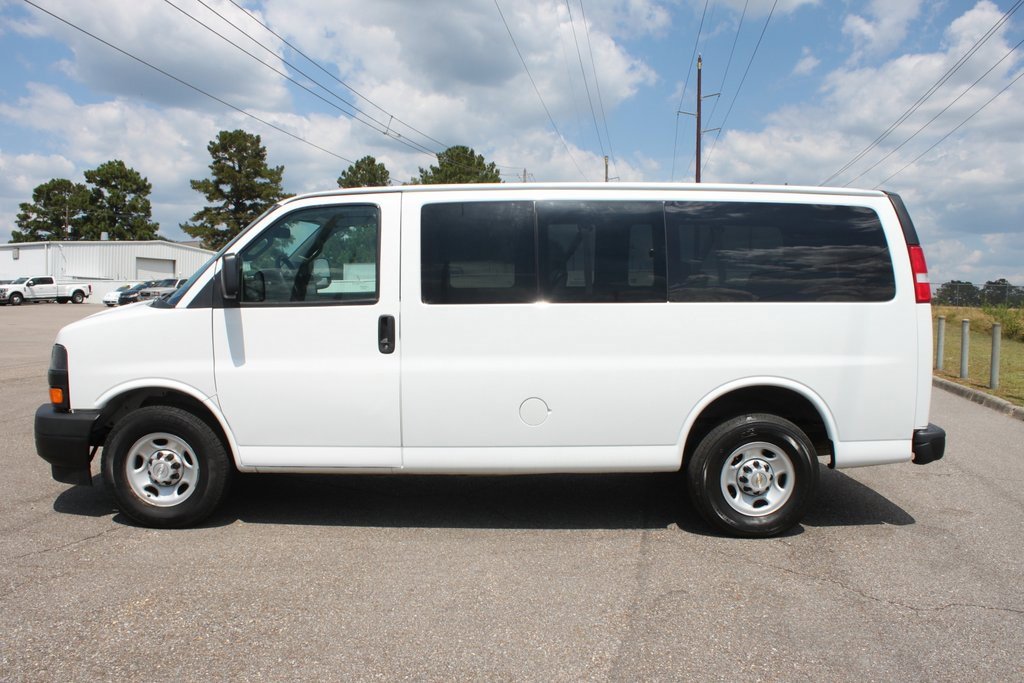Used 2019 Chevrolet Express 2500 LS w/ Driver Convenience Package image 4