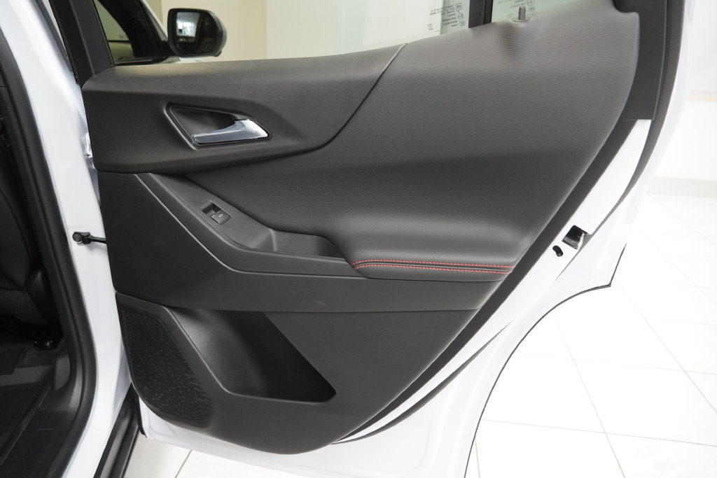New 2027 Chevrolet Equinox RS w/ Safety and Technology Package AWD/4WD image 33
