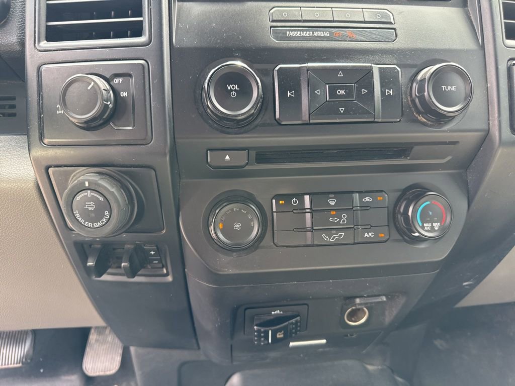 Used 2017 Ford F150 XL w/ Equipment Group 101A Mid RWD image 19