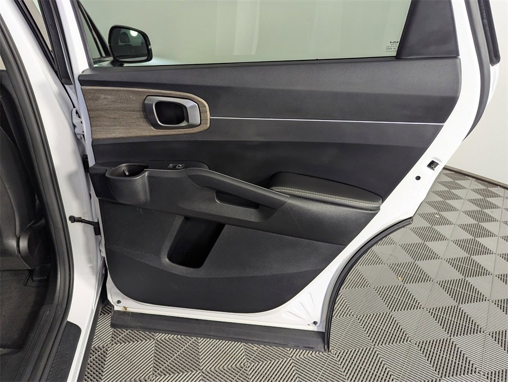 Used 2023 Kia Sorento X-Line EX image 34