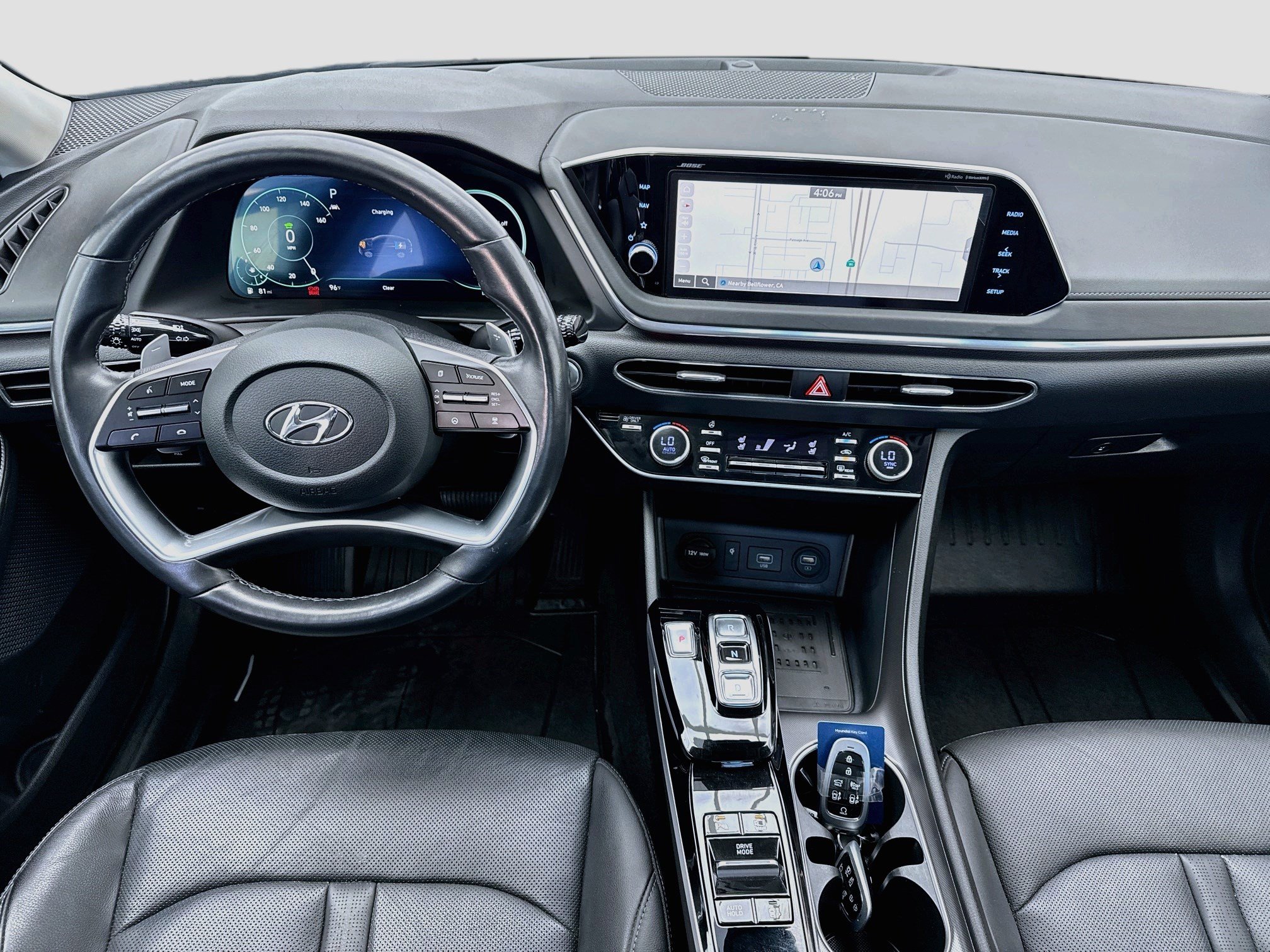 Used 2023 Hyundai Sonata Limited w/ Cargo Package FWD image 15