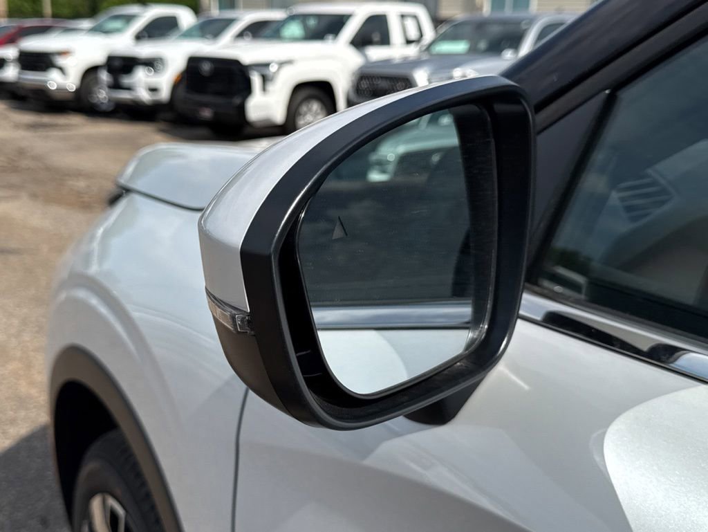 New 2026 Mitsubishi Outlander SEL FWD image 45