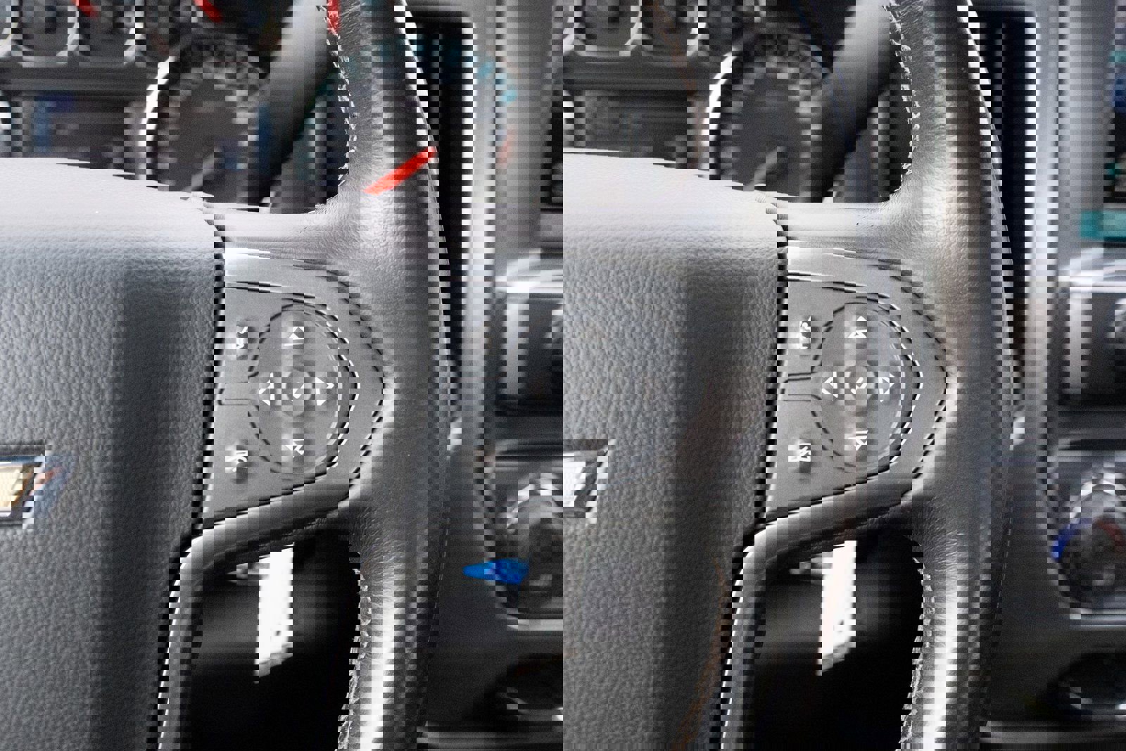 Used 2015 Chevrolet Silverado 1500 LT w/ LT Convenience Package image 8