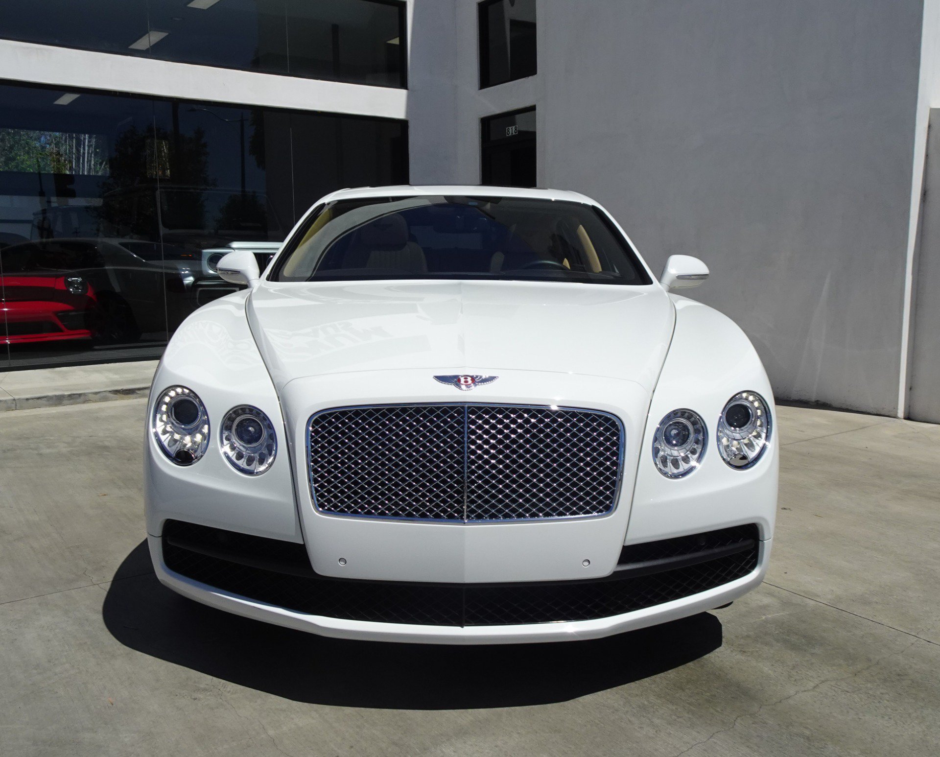 Used 2018 Bentley Flying Spur V8 AWD/4WD image 2