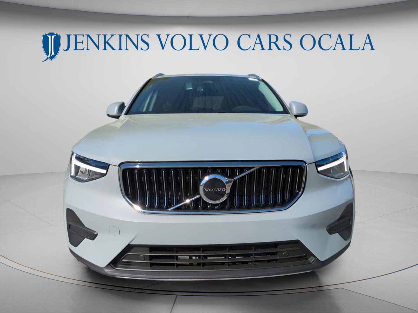 New 2025 Volvo XC40 B5 Core w/ Protection Package Premier image 8