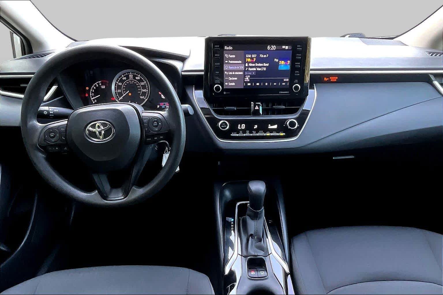 Used 2022 Toyota Corolla LE FWD image 15