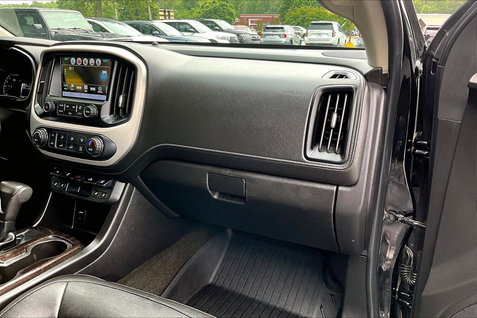Used 2018 GMC Canyon SLT w/ Driver Alert Package AWD/4WD image 16