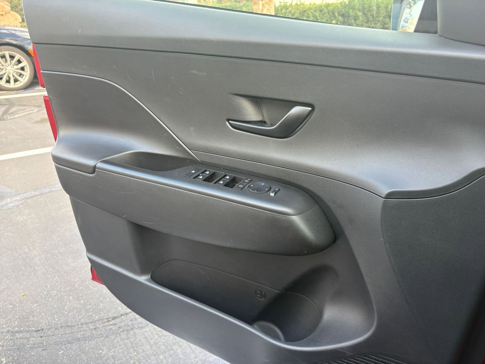 Used 2025 Hyundai Kona SEL image 21