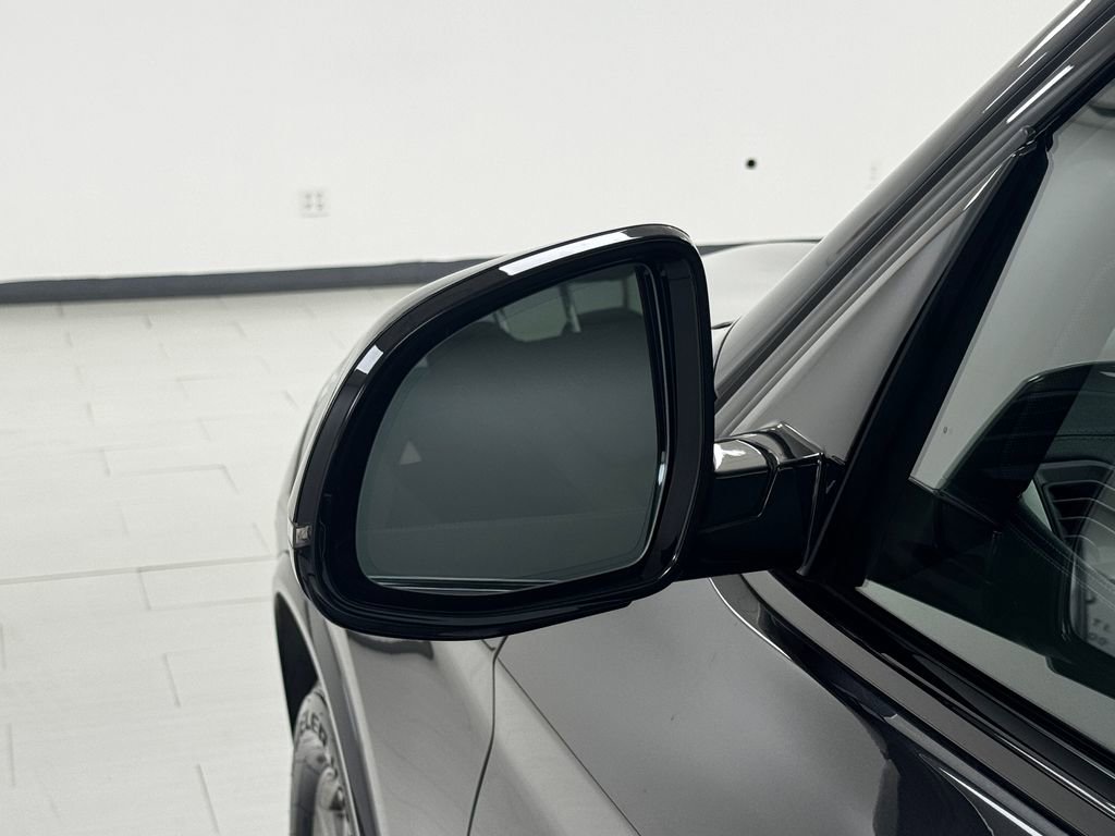 Used 2021 BMW X3 xDrive30i w/ M Sport Package image 41