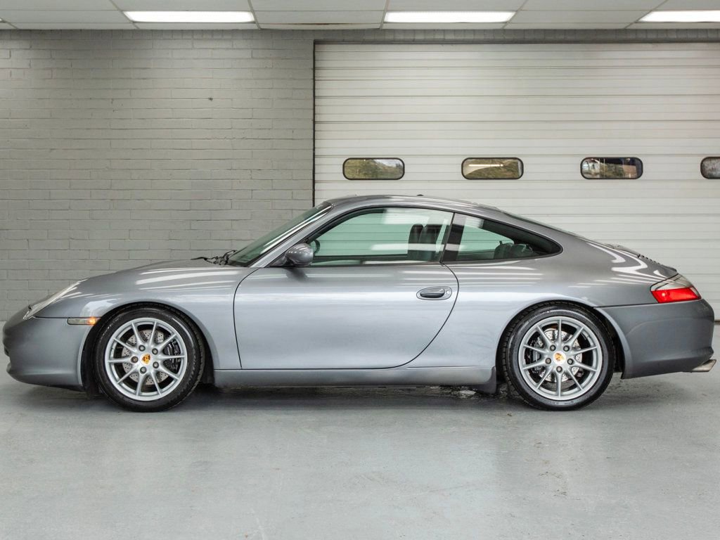 Used 2003 Porsche 911 Carrera RWD image 4