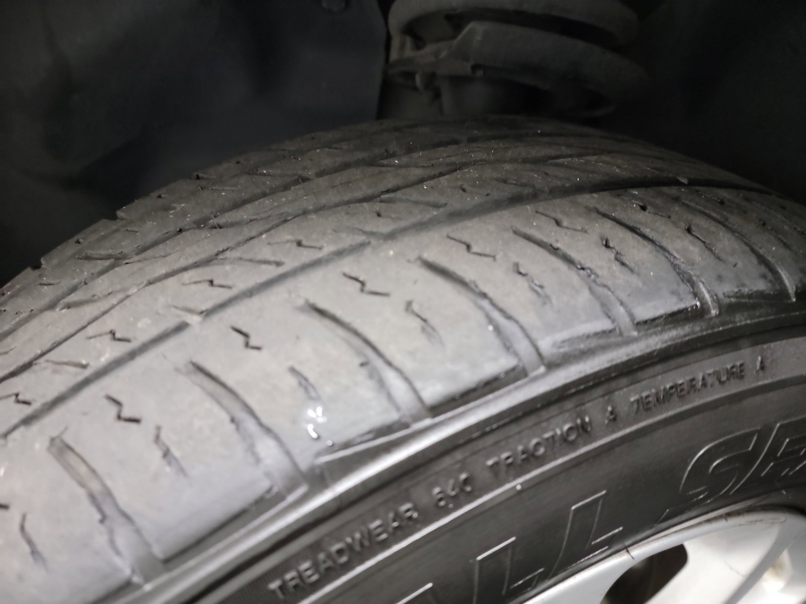 Used 2017 Jeep Cherokee Latitude w/ Safety/Convenience Group image 30