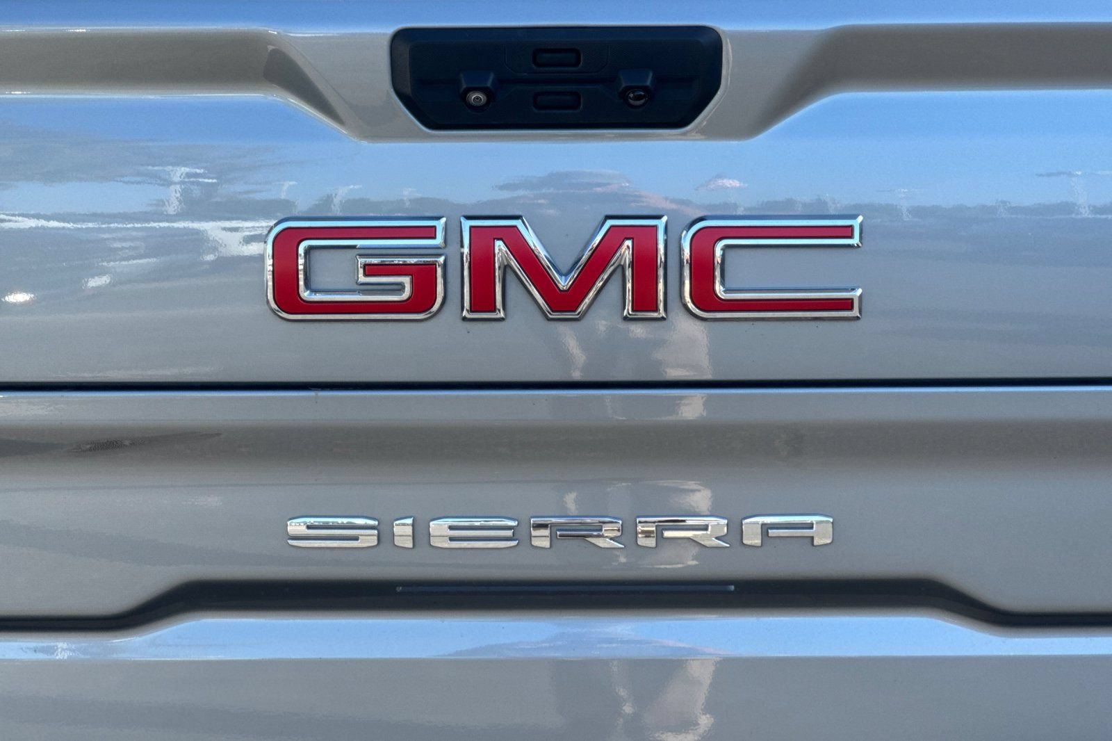 Used 2023 GMC Sierra 1500 AT4 w/ AT4 Premium Package AWD/4WD image 46