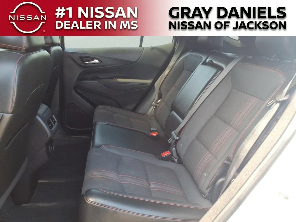 Used 2023 Chevrolet Equinox RS FWD image 26