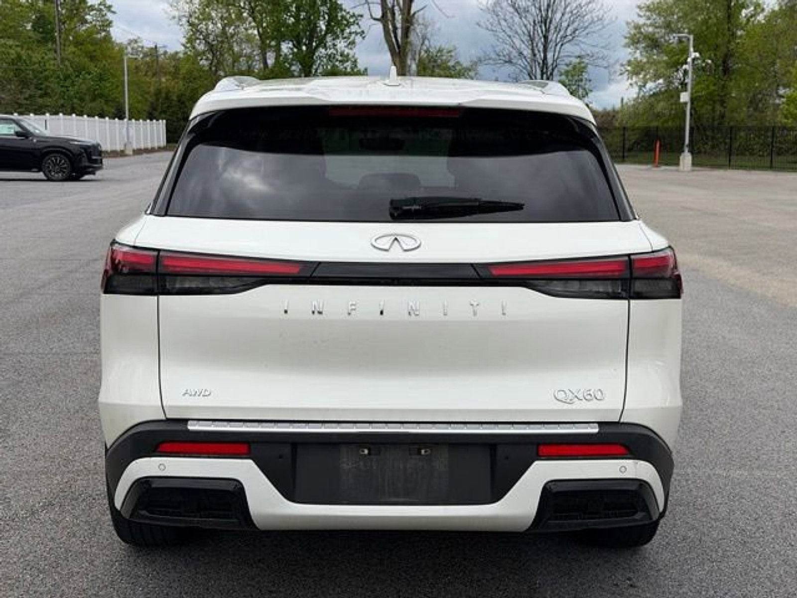 Certified 2023 INFINITI QX60 Luxe w/ Cargo Package AWD/4WD image 6