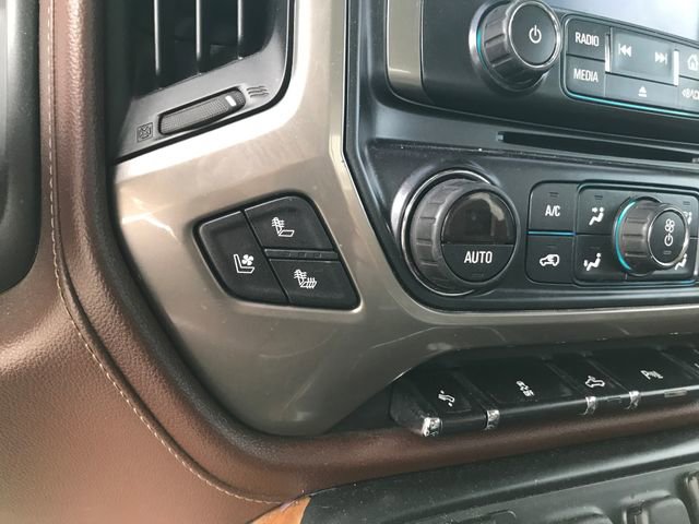 Used 2016 Chevrolet Silverado 2500 High Country w/ High Country Premium Package AWD/4WD image 8