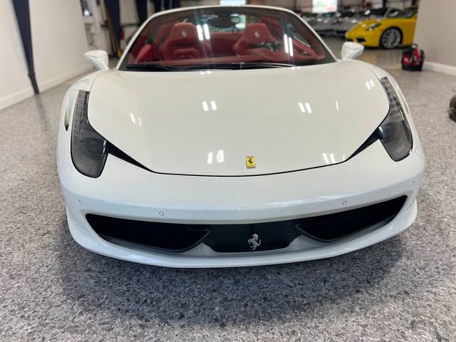 Used 2013 Ferrari 458 Spider image 11