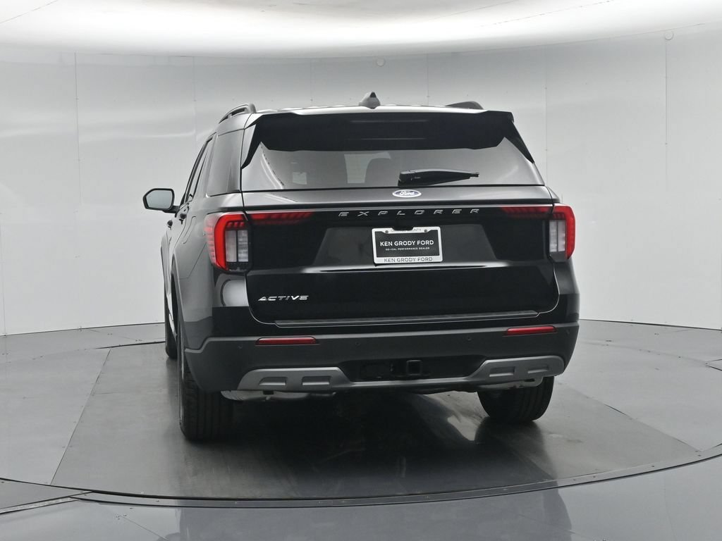 New 2026 Ford Explorer Active w/ Active Comfort Package RWD image 29