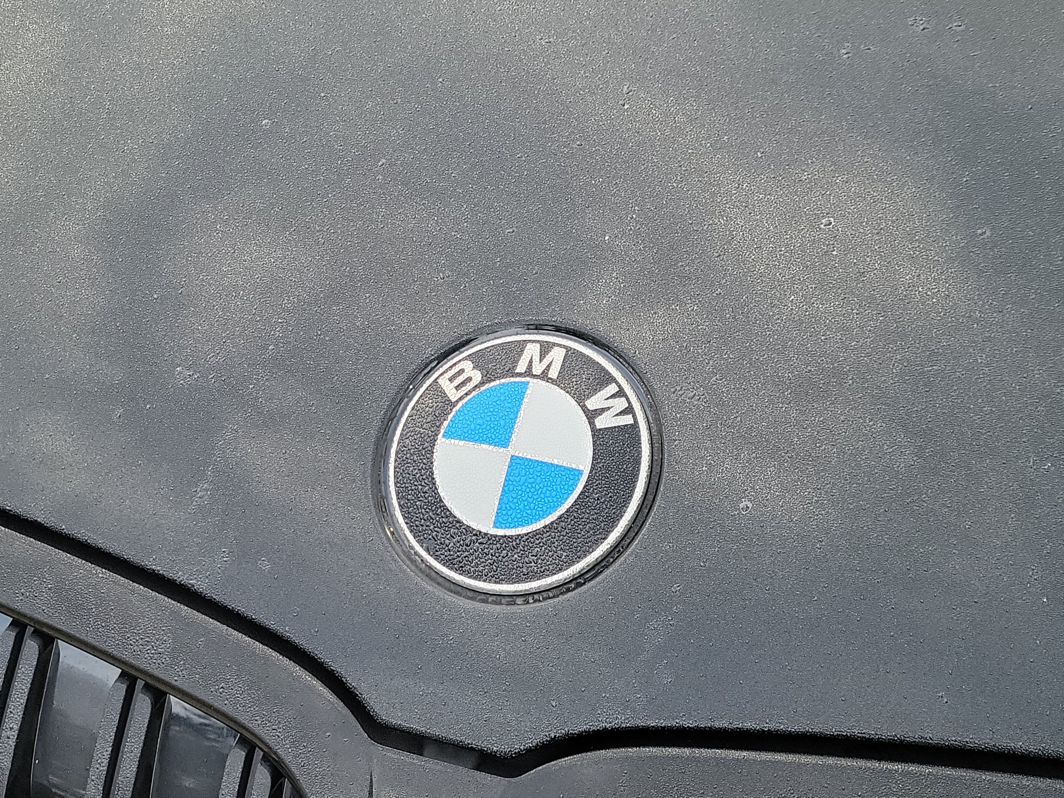 Used 2023 BMW 330i xDrive Sedan w/ M Sport Package AWD/4WD image 5