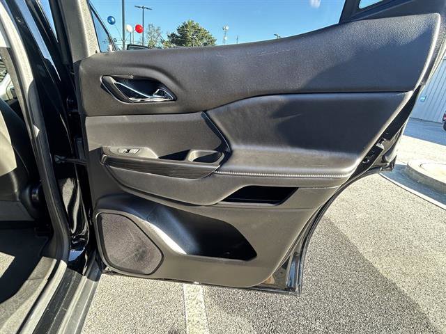 Used 2023 GMC Acadia SLT image 22