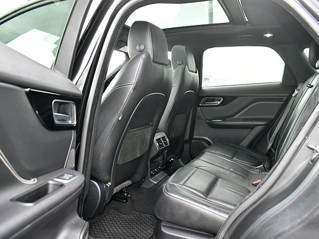 Used 2017 Jaguar F-PACE R-Sport image 14