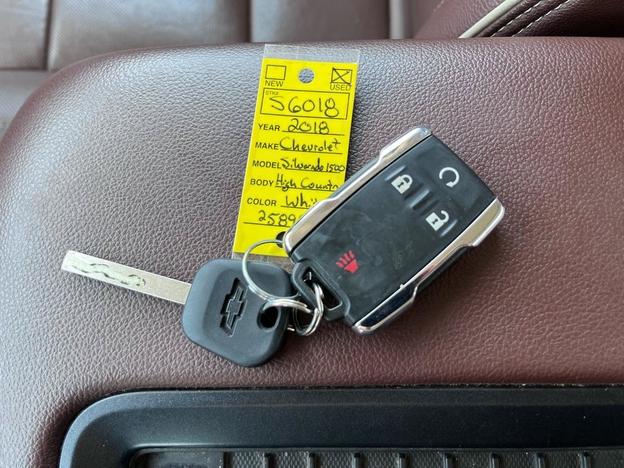 Used 2018 Chevrolet Silverado 1500 High Country AWD/4WD image 35