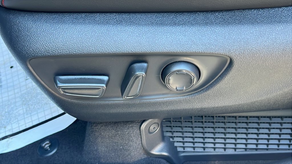 New 2026 Toyota Sienna XSE FWD image 15
