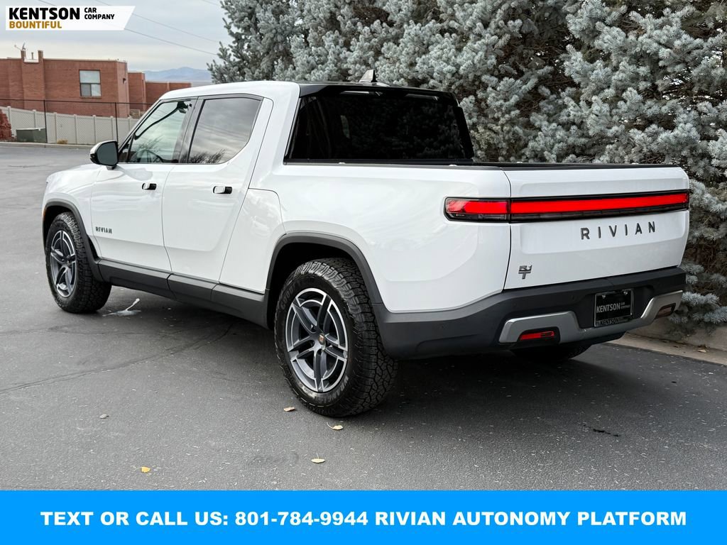 Used 2025 Rivian R1T Adventure image 8