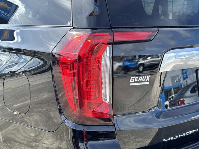 Used 2021 GMC Yukon XL Denali w/ Denali Premium Package image 14