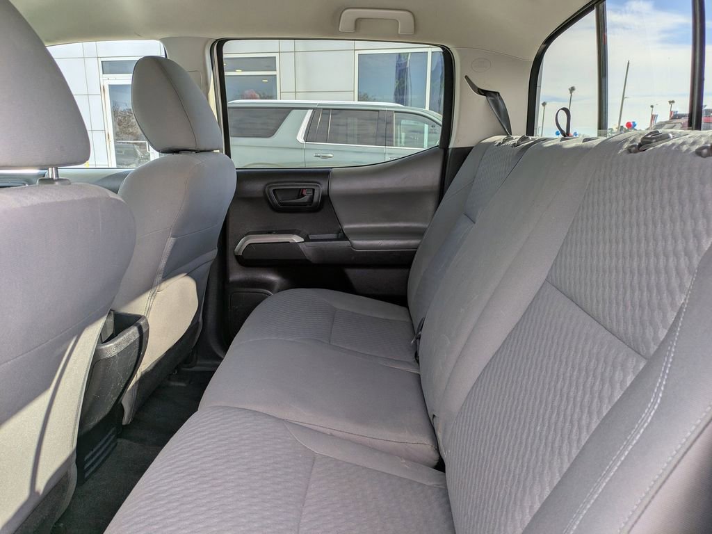 Used 2022 Toyota Tacoma SR5 image 15