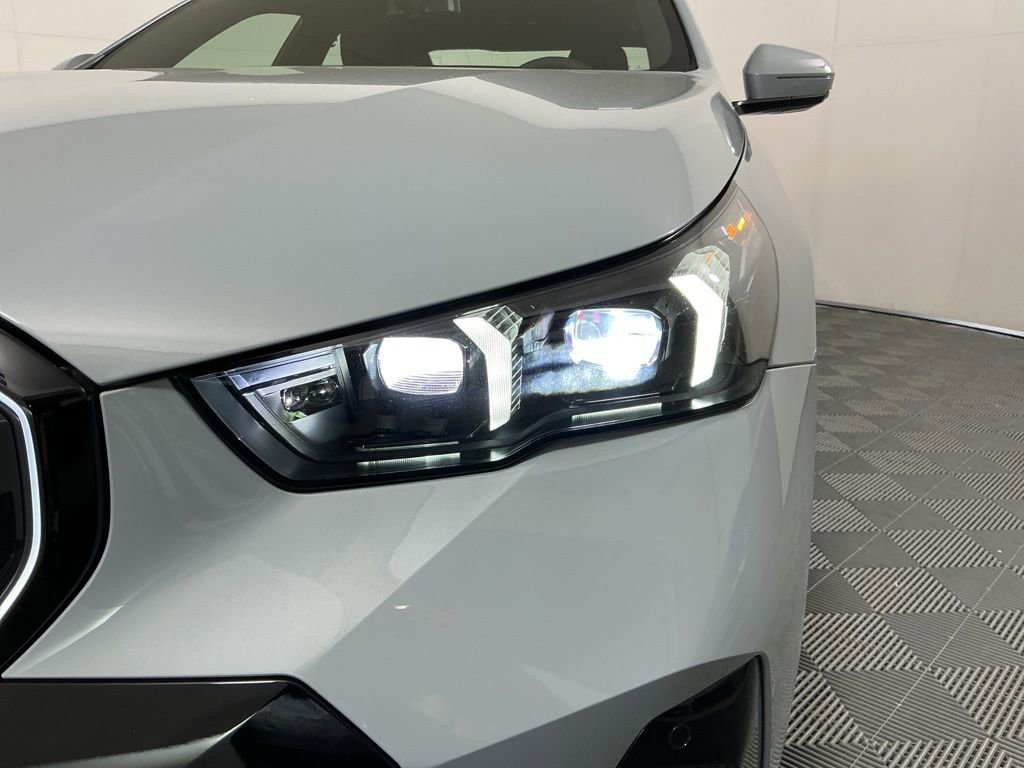 Certified 2026 BMW 540i xDrive w/ Executive Package AWD/4WD image 8