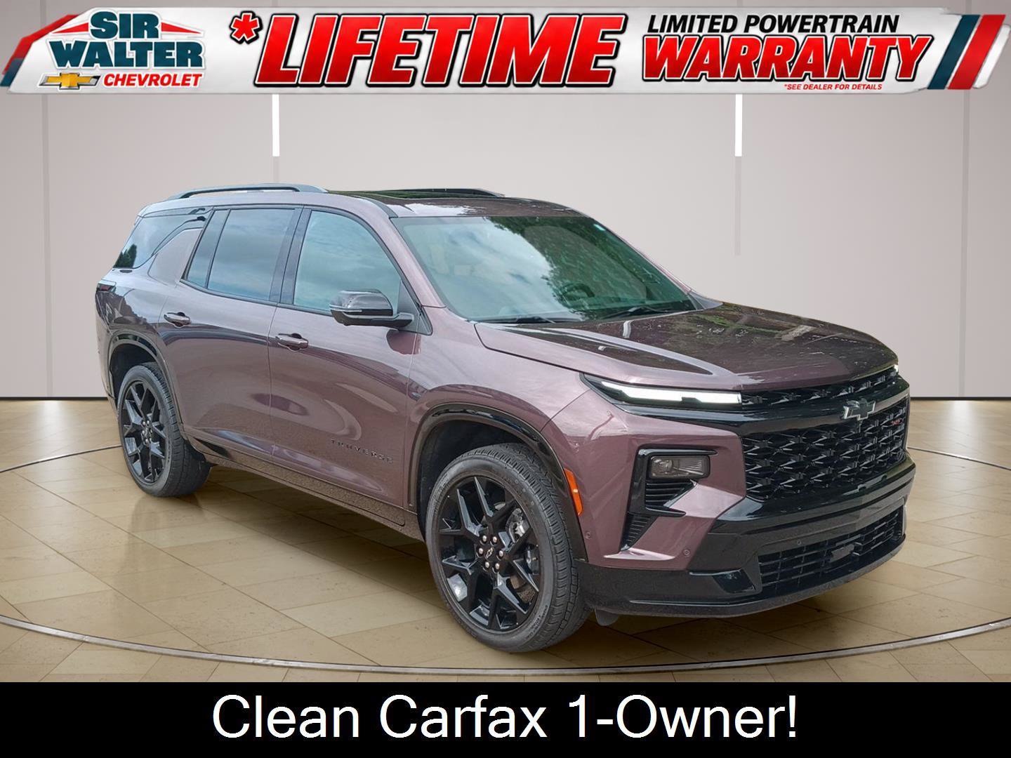 Used 2024 Chevrolet Traverse RS FWD image 32