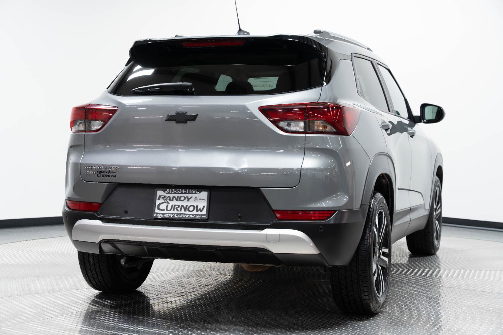 Used 2024 Chevrolet TrailBlazer LT w/ Driver Confidence Package image 8