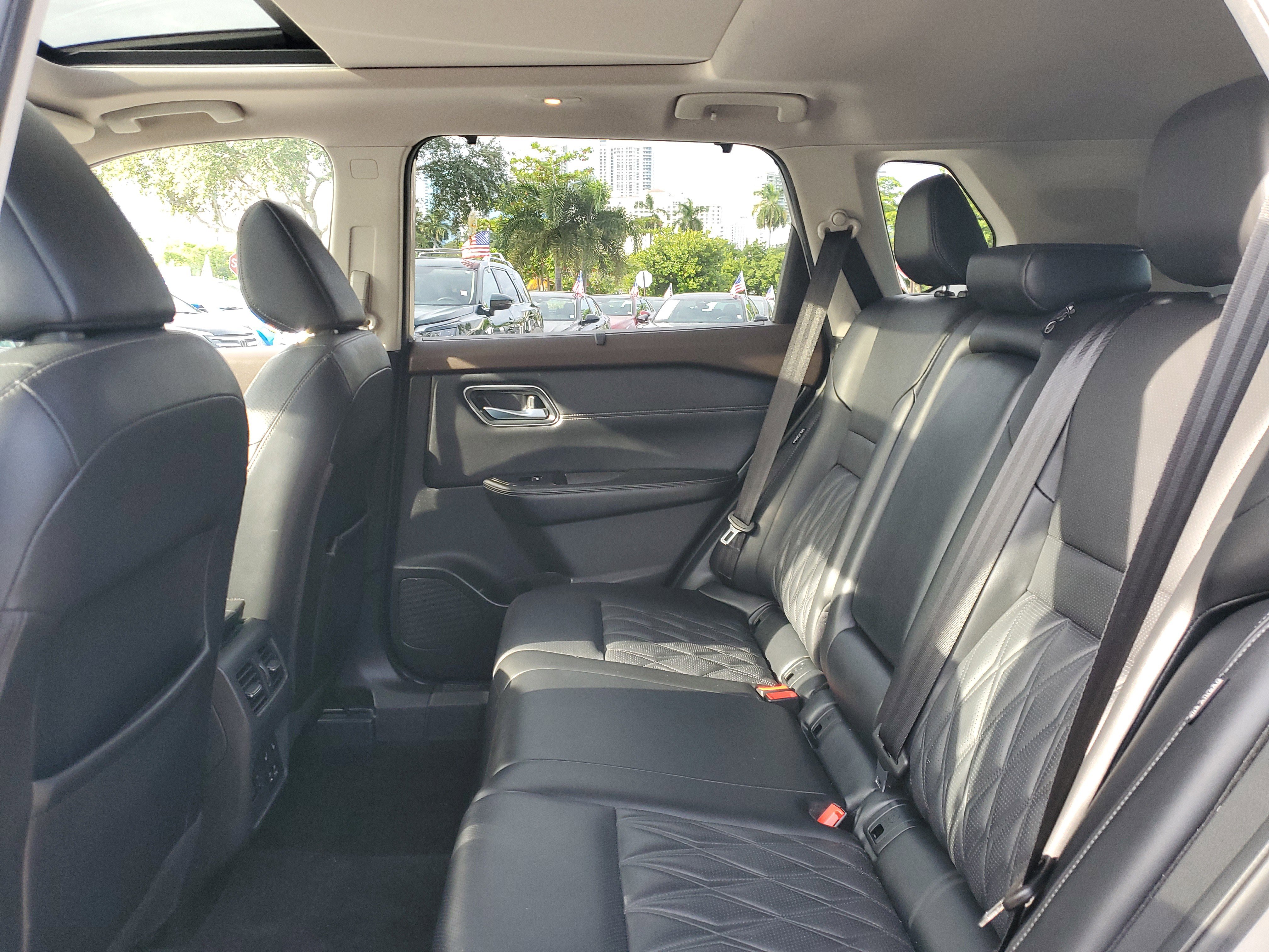 Certified 2021 Nissan Rogue Platinum image 13