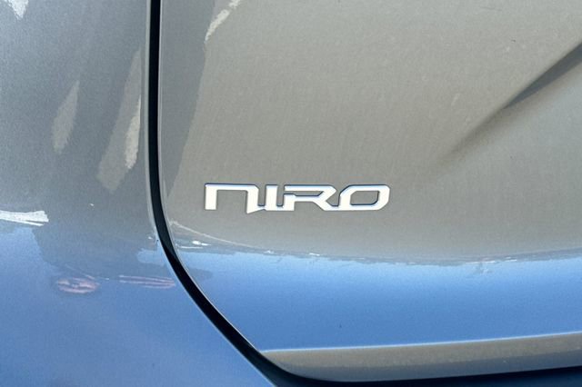 Certified 2024 Kia Niro Wave image 37