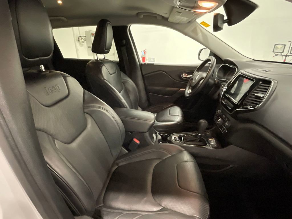 Used 2019 Jeep Cherokee Limited AWD/4WD image 26