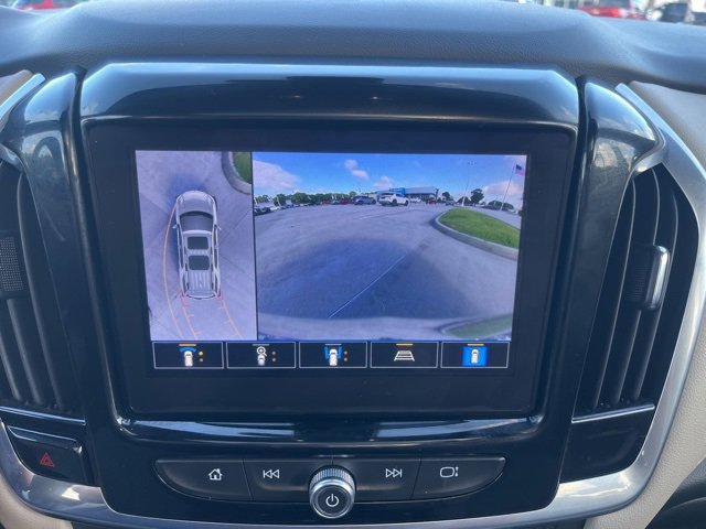 Certified 2023 Chevrolet Traverse Premier w/ LPO, Floor Liner Package image 27