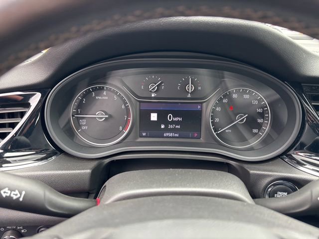 Used 2020 Buick Regal Avenir w/ Driver Confidence Package II FWD image 19