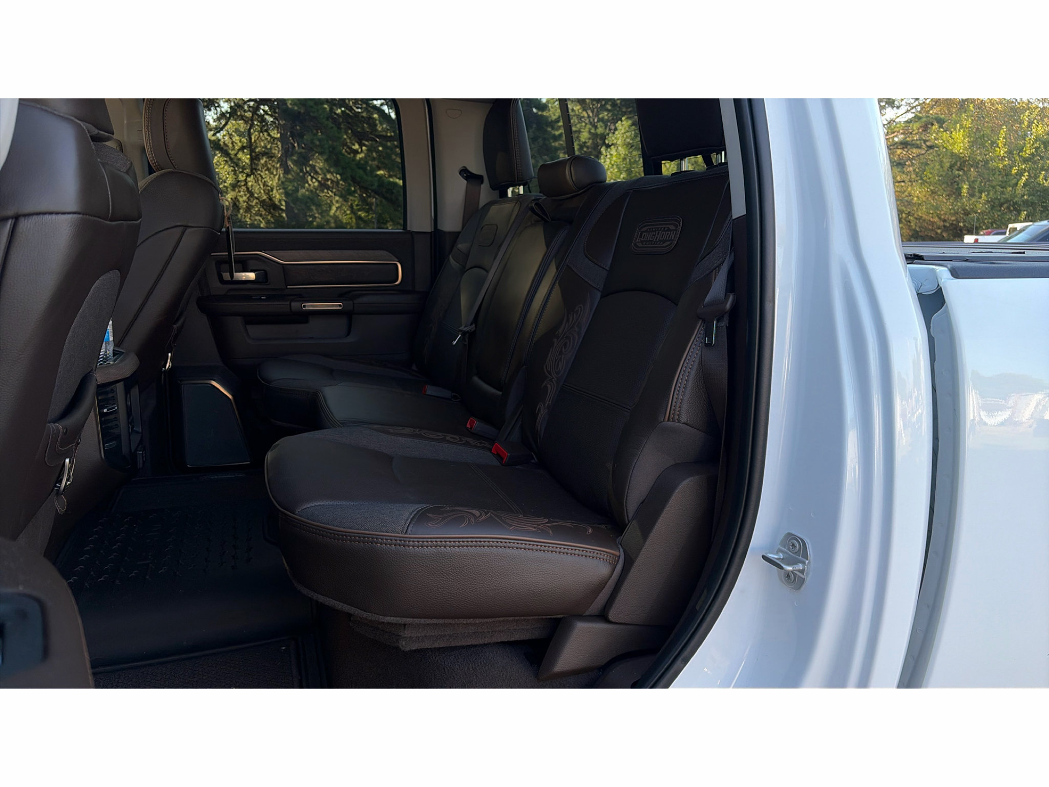 Used 2025 RAM 3500 Longhorn AWD/4WD image 5