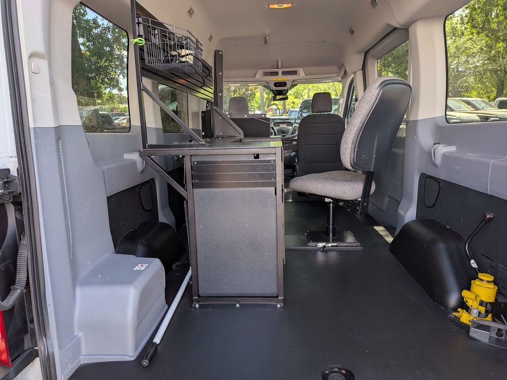 Used 2019 Ford Transit 150 XLT image 26