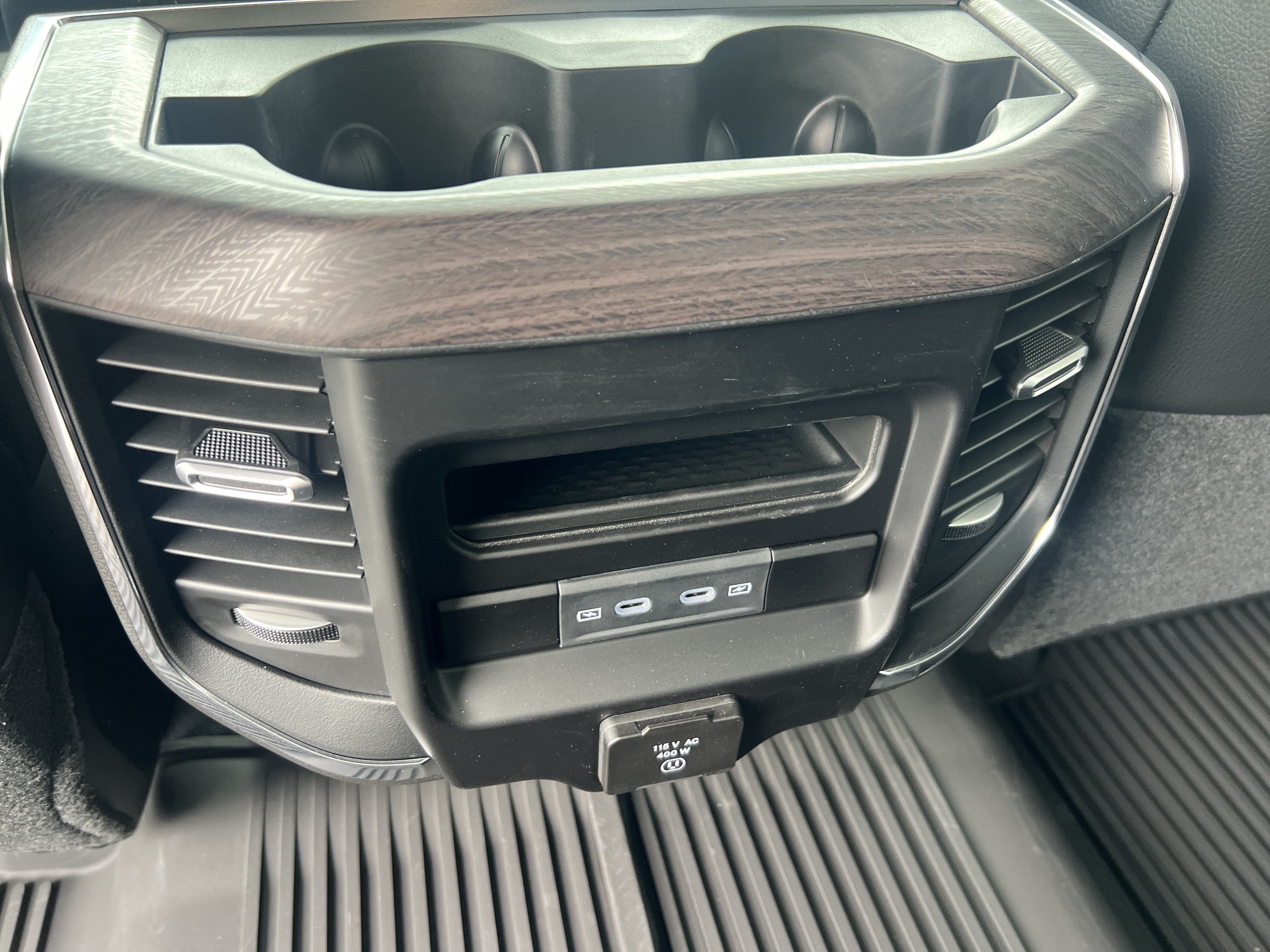New 2027 RAM 2500 Laramie AWD/4WD image 20
