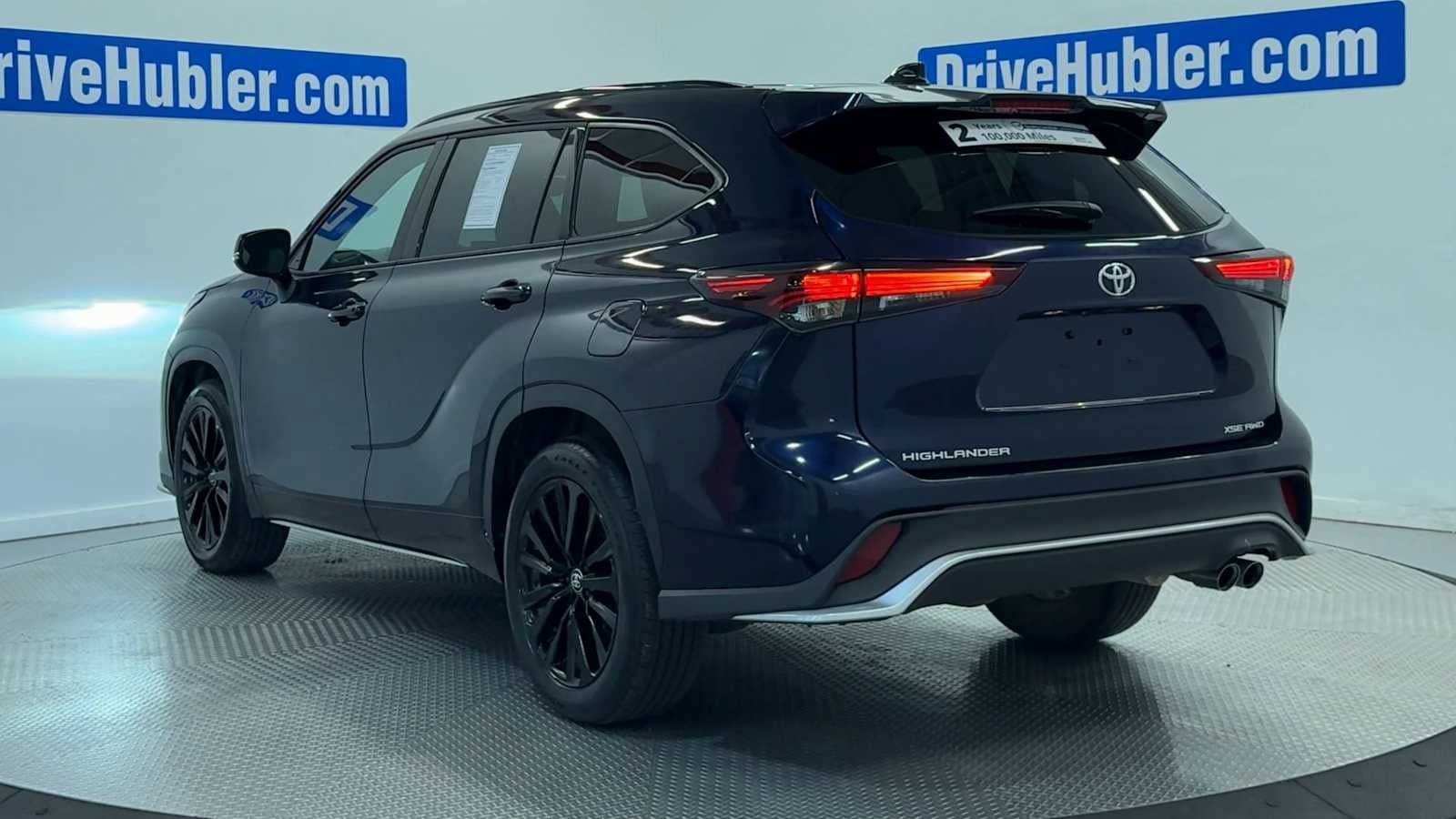 Used 2025 Toyota Highlander XSE AWD/4WD image 6