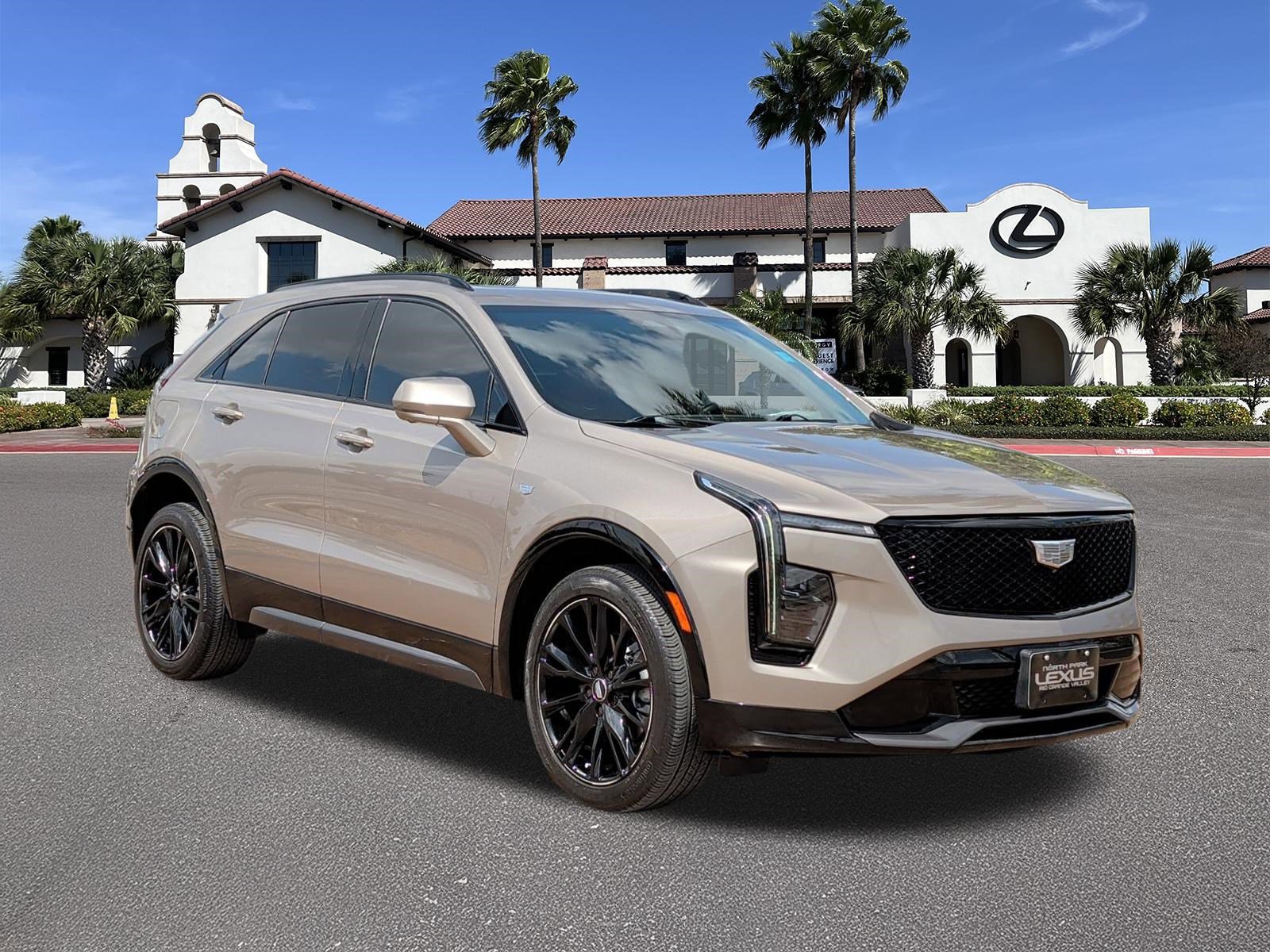 Used 2025 Cadillac XT4 Sport w/ LPO, Onyx Lite Package FWD image 1