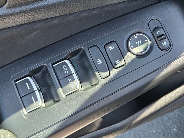 Used 2023 Honda Civic Sport image 17