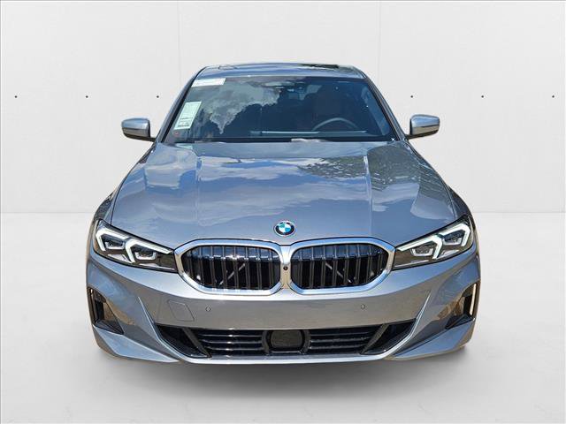 Used 2025 BMW 330i Sedan image 2