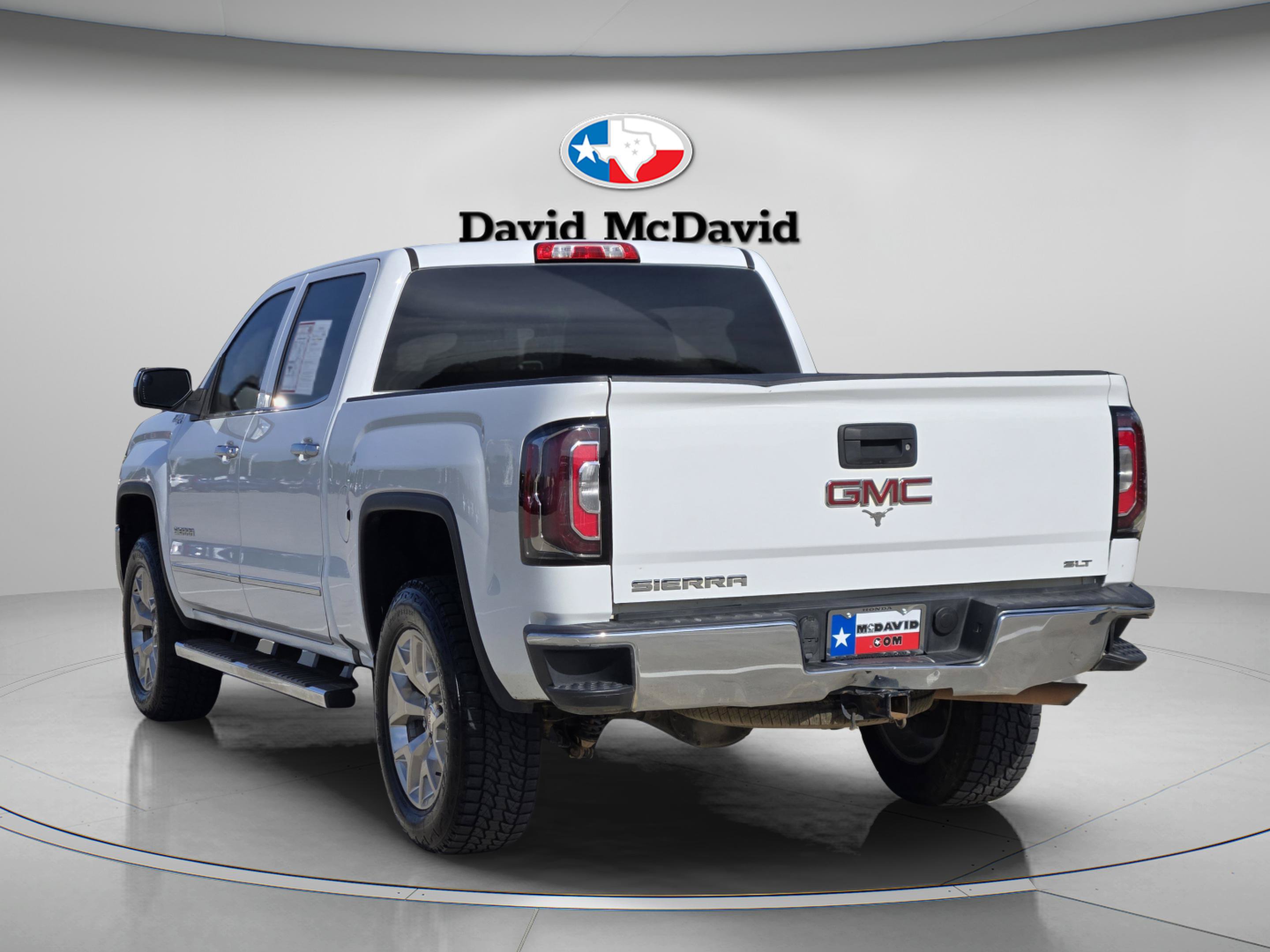 Used 2018 GMC Sierra 1500 SLT w/ SLT Premium Package AWD/4WD image 4