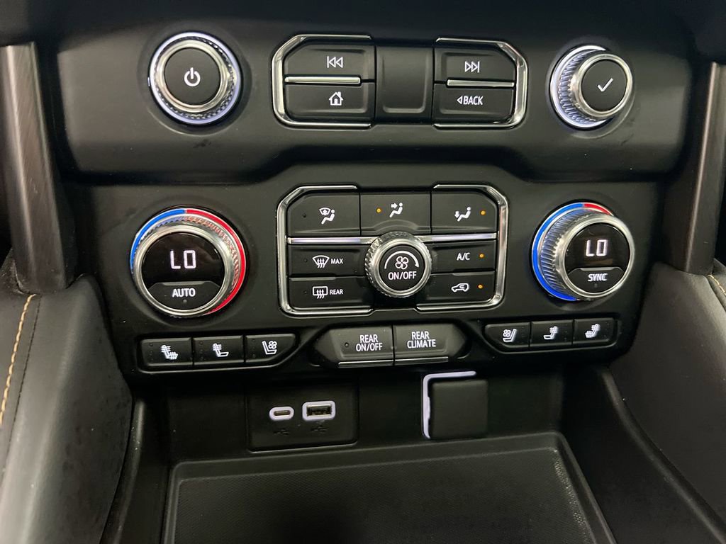Used 2021 GMC Yukon AT4 w/ AT4 Premium Plus Package image 17
