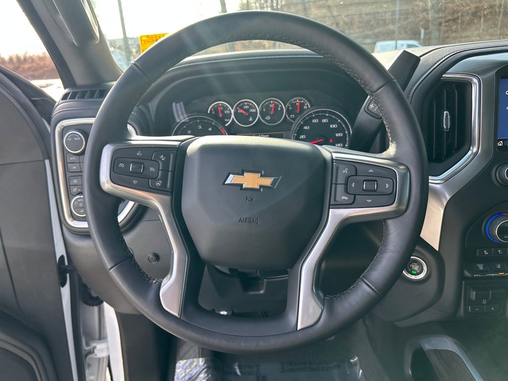 Used 2022 Chevrolet Silverado 2500 LTZ w/ LTZ Plus Package image 16