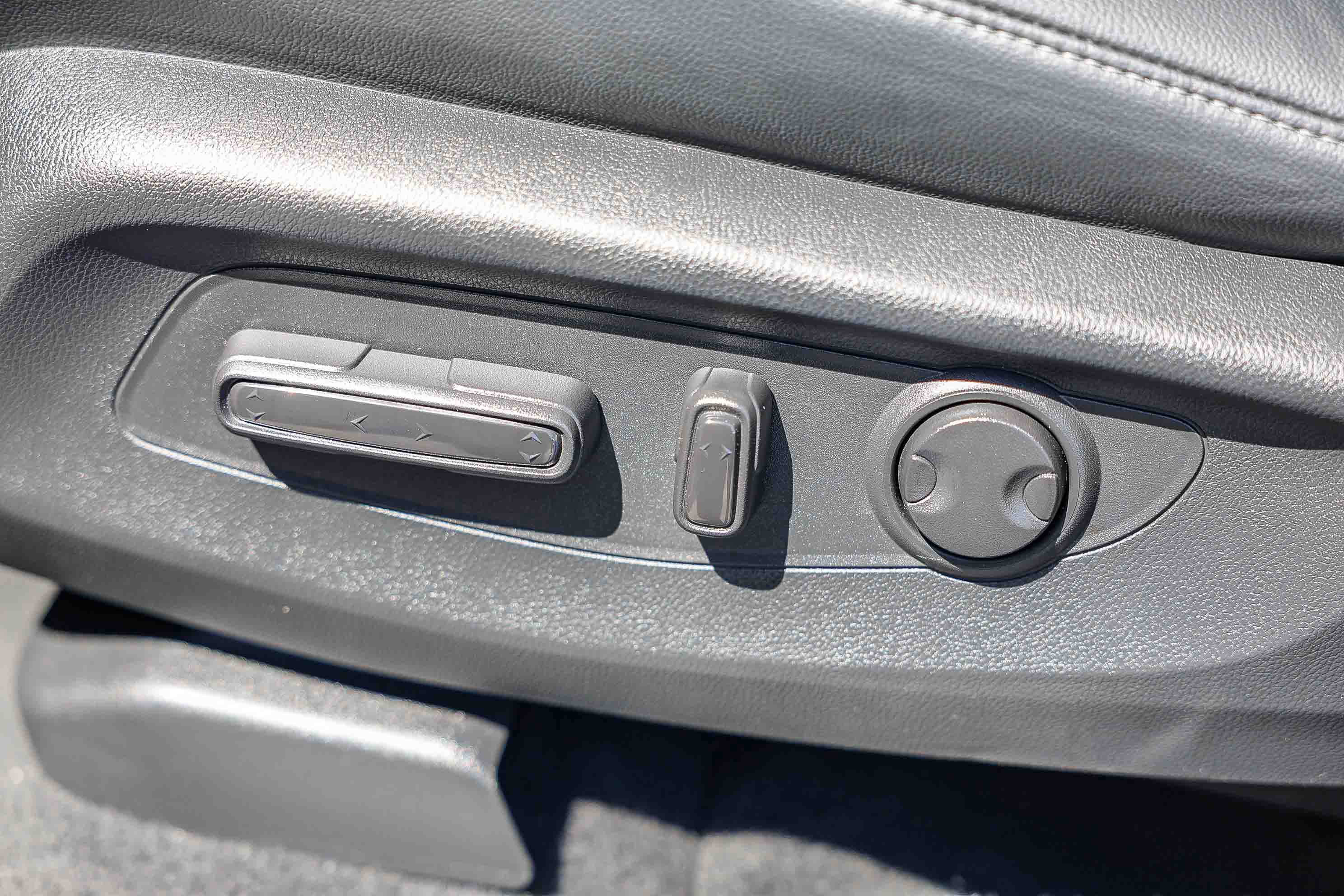 Certified 2023 Honda CR-V EX-L image 12